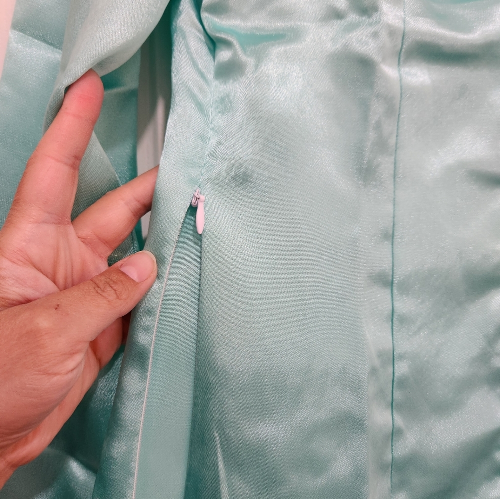Blouse - Picture 9 of 9